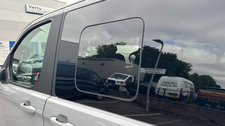 Ford Tourneo Custom 340 L1 Electric Rwd 160kW 65kWh H1 Titanium X 8 seater Auto